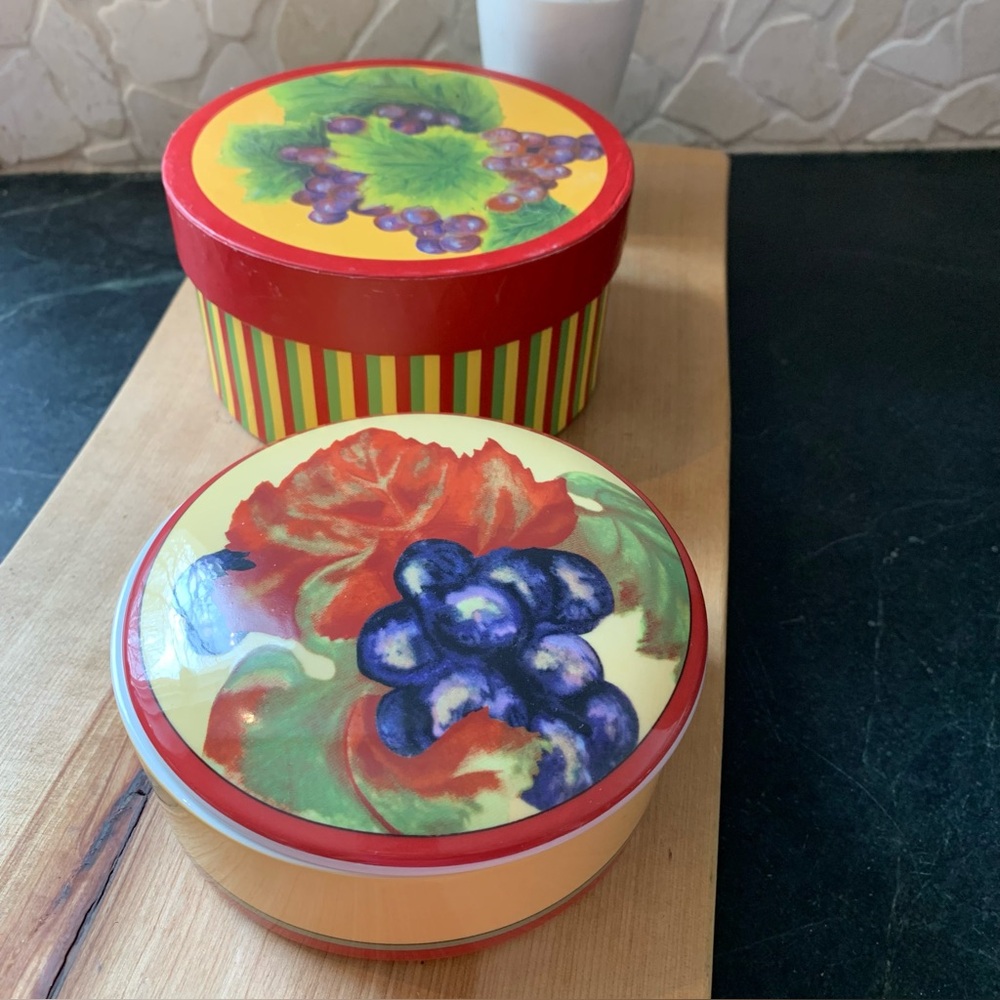 THE MONKEY AND THE PEDDLER | Set of 4 Tid Bit Plates| Vendange